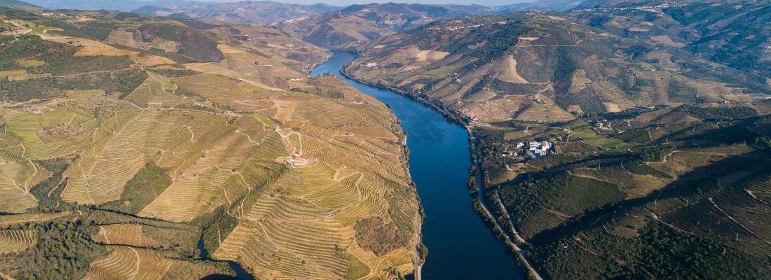 S&atilde;o Leonardo de Galafura: Point de vue monumental sur le Douro