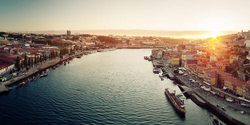 Cruise with Dinner and Live Music in Porto