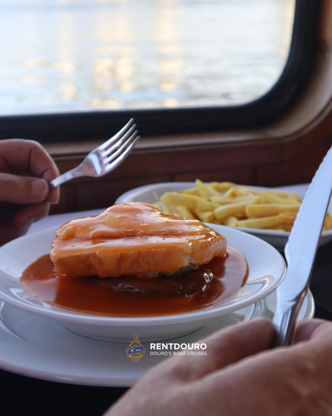 Cruzeiro com Jantar Francesinha e M&uacute;sica ao vivo - 1