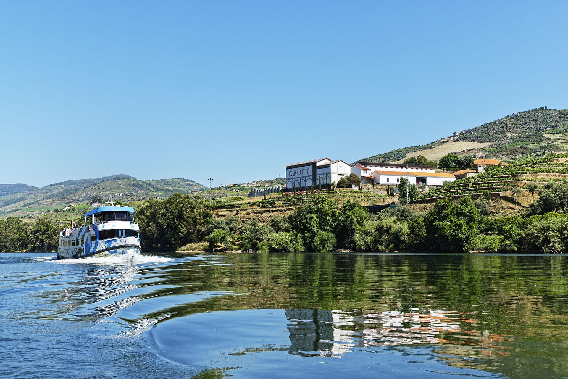 Cruzeiro R&eacute;gua - Pinh&atilde;o - R&eacute;gua com Almo&ccedil;o - 1