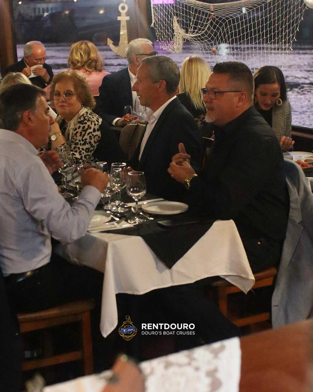 Cruise with Dinner and Fado On Board - 2