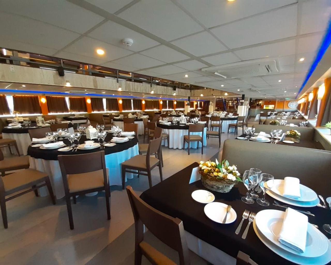 Croisi&egrave;re Priv&eacute;e pir Groupes avec D&eacute;jeuner ou D&icirc;ner - 3